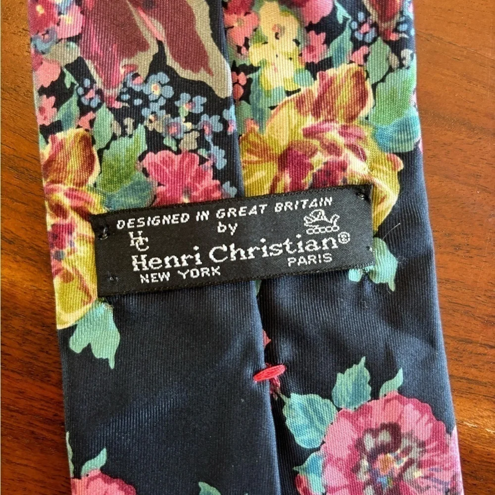 Henri Christian Tie